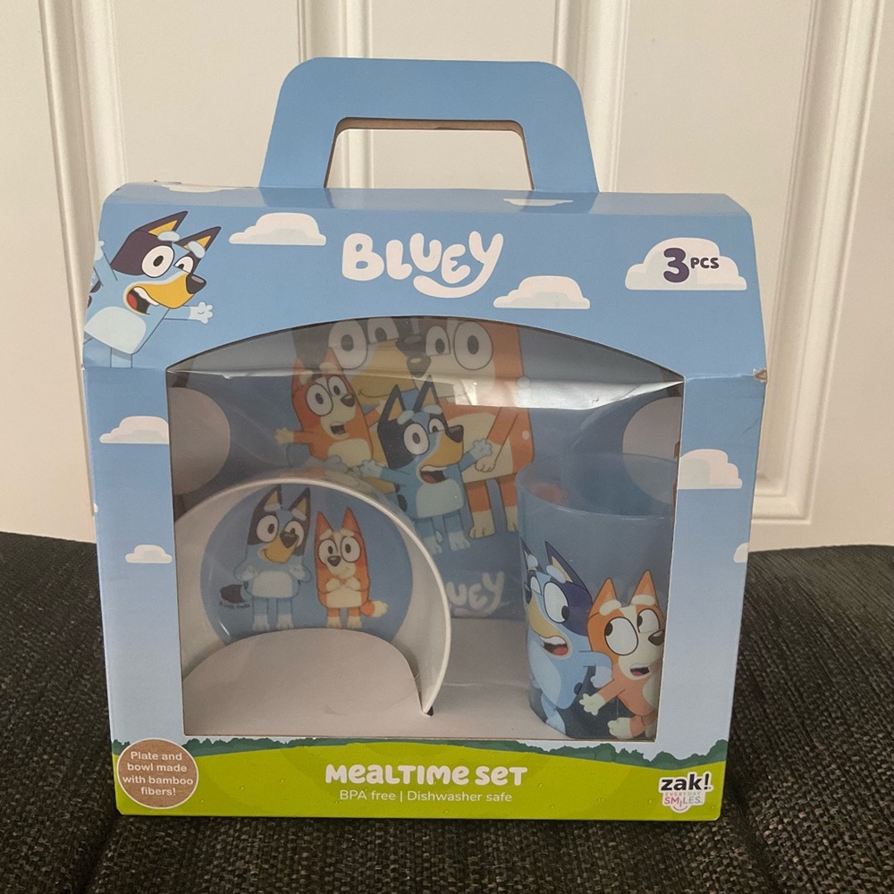 Bluey Dish Set NIB